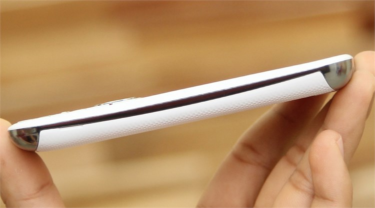 Điện thoại Q-Mobile Q150