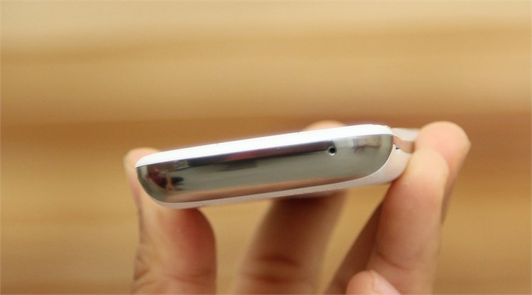 Điện thoại Q-Mobile Q150
