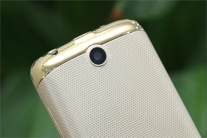 Điện thoại Q-Mobile Q150