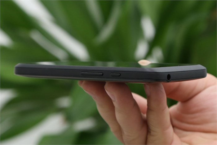 Điện thoại HTC Desire 210 Dual SIM