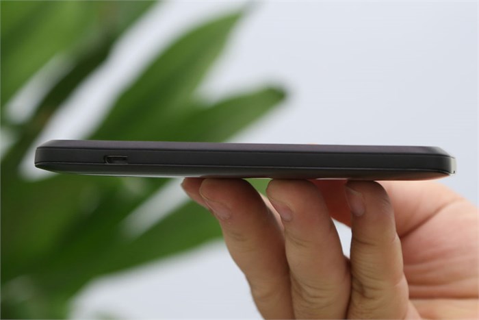 Điện thoại HTC Desire 210 Dual SIM