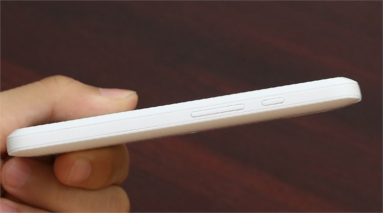 Điện thoại HTC Desire 210 Dual SIM