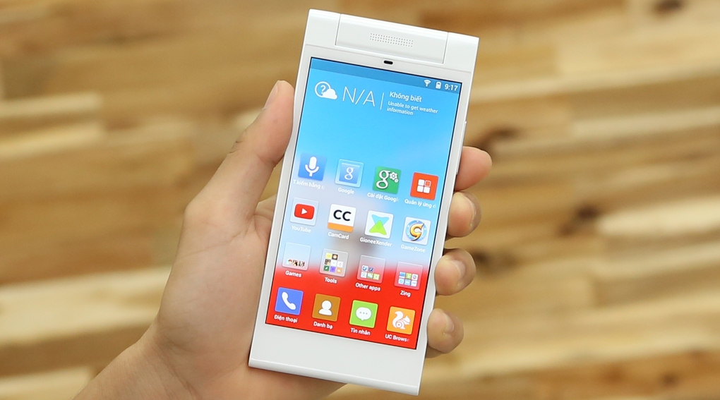 <p>Hệ điều h&agrave;nh Android 4.2.2 kết hợp với giao diện&nbsp;<strong>Amigo OS 2.0 </strong>tạo n&ecirc;n sự kh&aacute;c biệt với c&aacute;c sản phẩm Android kh&aacute;c, th&acirc;n thiện, phẳng, dễ nh&igrave;n, dễ sử dụng</p>