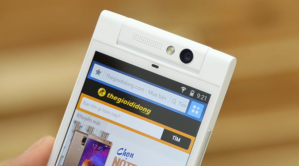 <p>Camera 13 MP, xoay 206 độ c&oacute; khả năng c&acirc;n bằng &aacute;nh s&aacute;ng v&agrave; độ tương phản rất tốt, tốc độ lấy n&eacute;t v&agrave; chụp kh&aacute; nhanh với nhiều chế độ hỗ trợ hữu &iacute;ch</p>