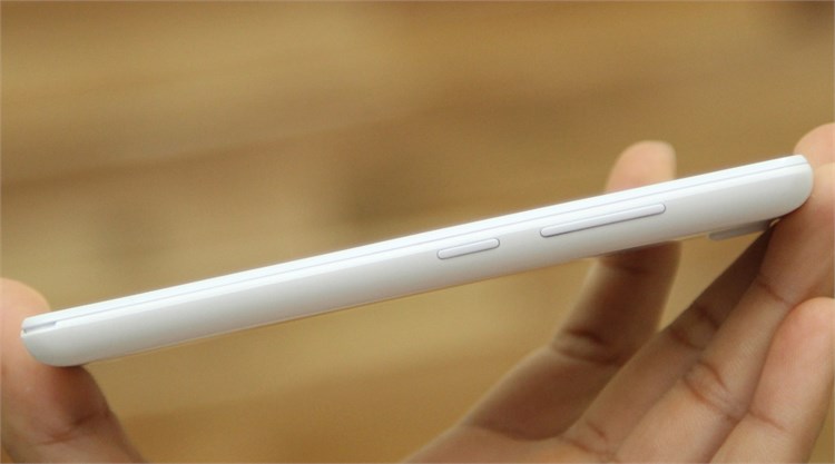 Điện thoại Gionee Pioneer P4