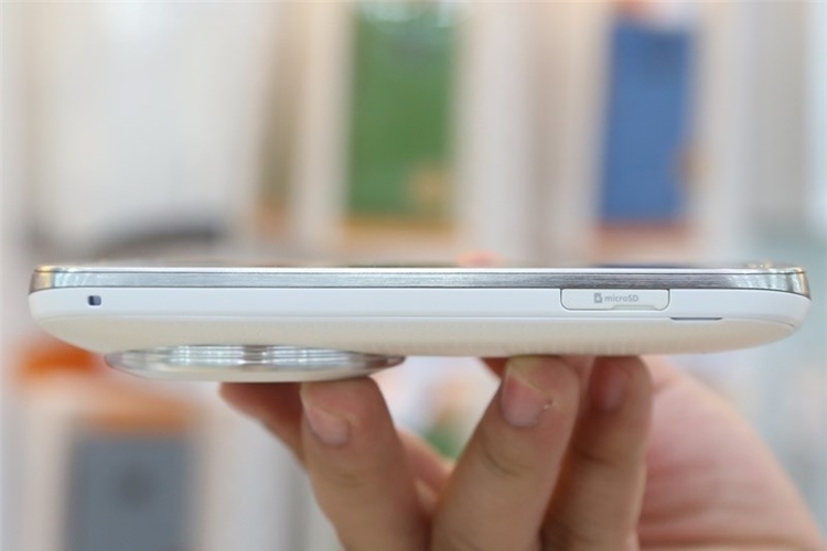 Điện thoại Samsung Galaxy K zoom