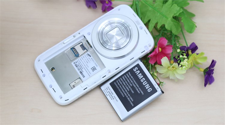 Điện thoại Samsung Galaxy K zoom