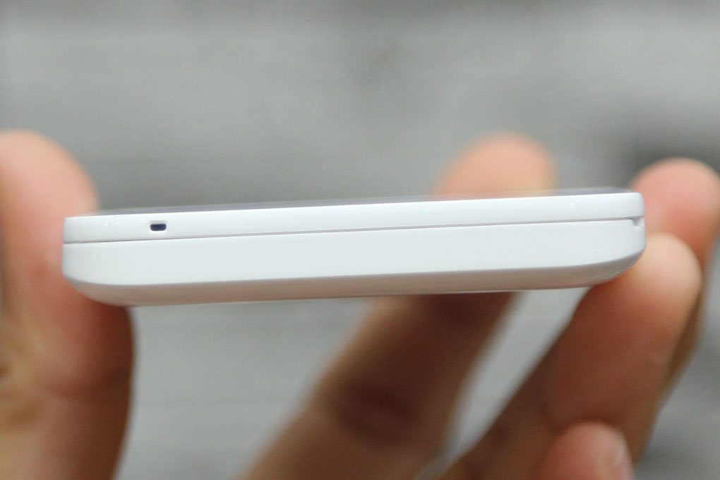 Điện thoại Mobiistar Touch Bean 402C Màu Trắng