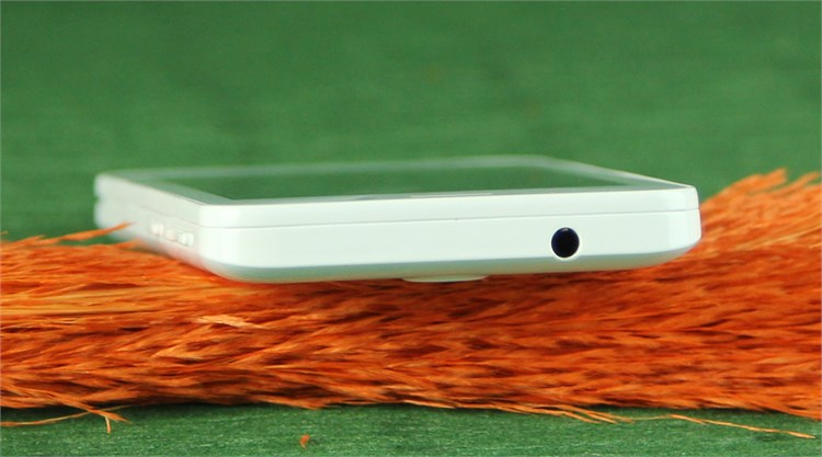 Điện thoại Mobiistar Touch Bean 402C Màu Trắng