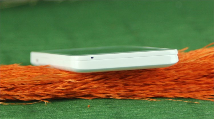 Điện thoại Mobiistar Touch Bean 402C Màu Trắng