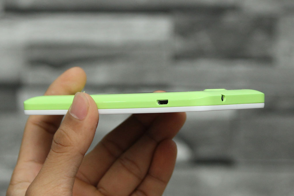 Điện thoại Mobiistar Touch Bean 402C Màu Trắng - Xanh