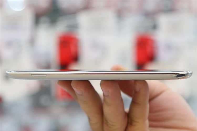 Điện thoại Lenovo S960