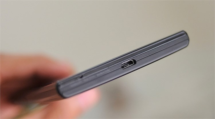 Điện thoại BlackBerry Z3