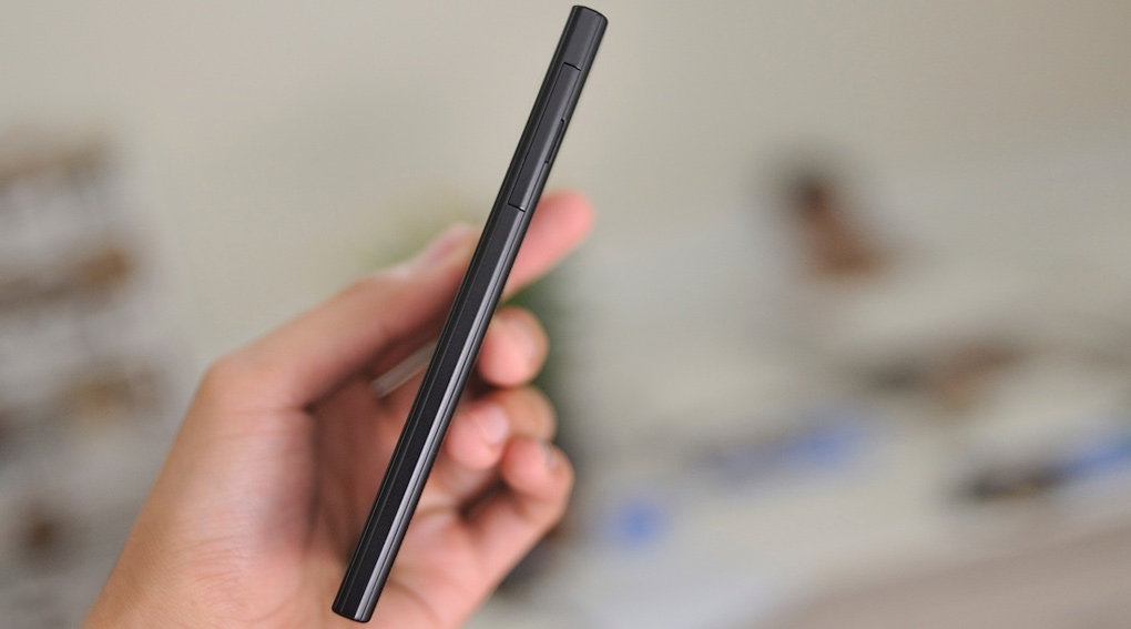 Điện thoại BlackBerry Z3