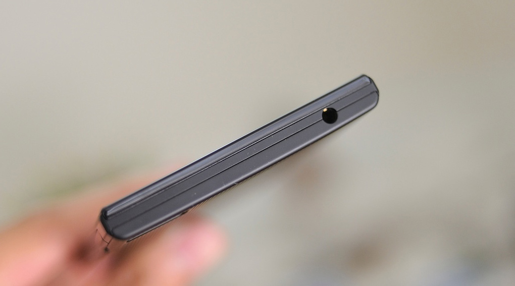 Điện thoại BlackBerry Z3