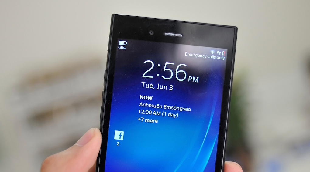 Điện thoại BlackBerry Z3