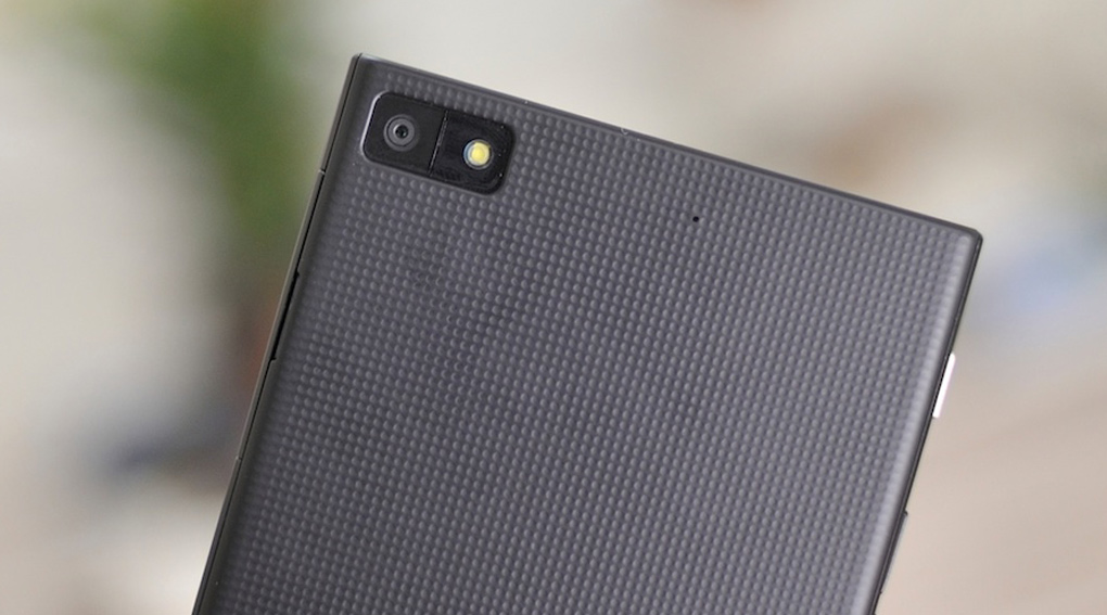Điện thoại BlackBerry Z3