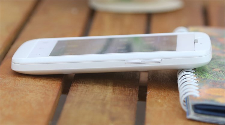 Điện thoại Q-Smart QS05