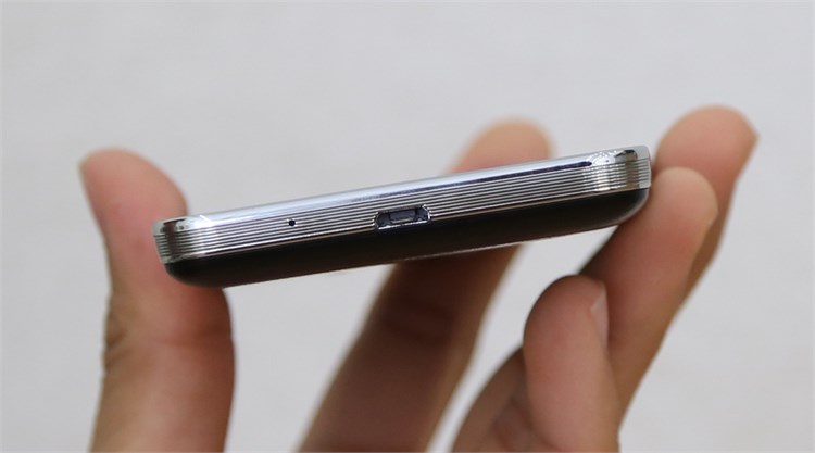 Điện thoại Samsung Galaxy Core 2 G355