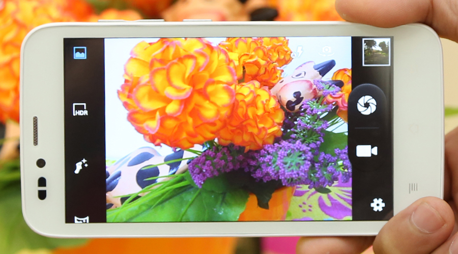 <p>Camera 8MP với nhiều chế độ chụp th&uacute; như Panorama, l&agrave;m đẹp da&hellip; gi&uacute;p bạn c&oacute; những tấm ảnh độ n&eacute;t cao, sắc n&eacute;t v&agrave; đầy s&aacute;ng tạo.</p>