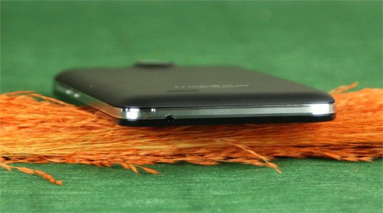 Điện thoại Mobiistar Lai 504M