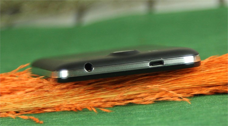 Điện thoại Mobiistar Lai 504M