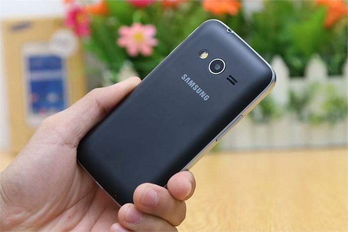 Điện thoại Samsung Galaxy V