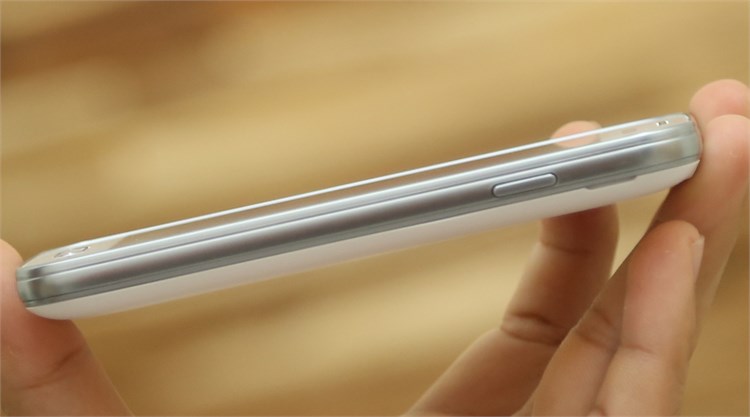 Điện thoại Samsung Galaxy V