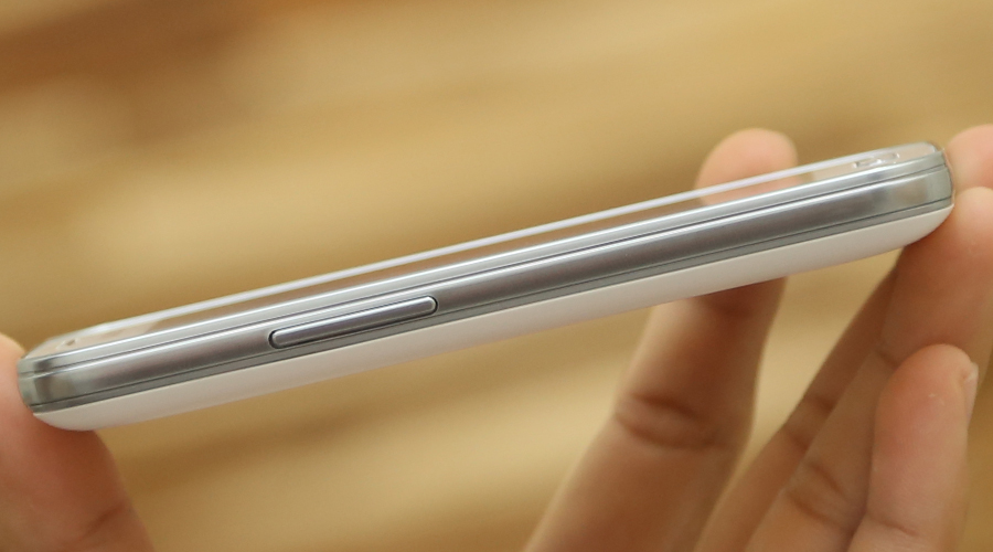 Điện thoại Samsung Galaxy V