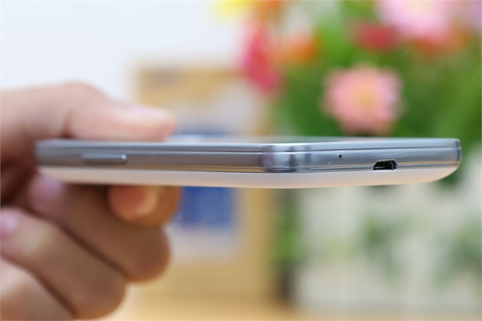 Điện thoại Samsung Galaxy V