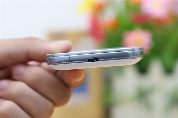 Điện thoại Samsung Galaxy V