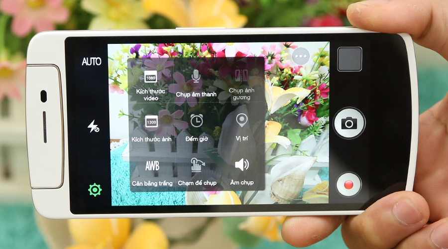 <p>C&ocirc;ng nghệ chụp ảnh ti&ecirc;n tiến nhiều chế độ chụp phơi s&aacute;ng, l&agrave;m mịn da, Panorama gi&uacute;p bạn c&oacute; những tấm ảnh chất lượng cao, ấn tượng</p>