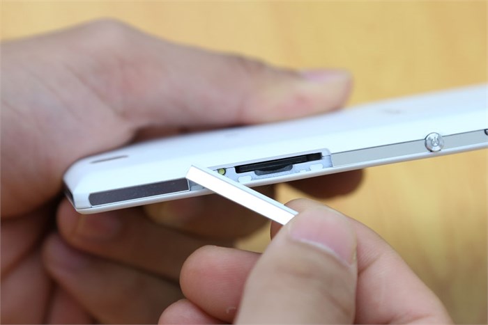 Điện thoại Sony Xperia C3