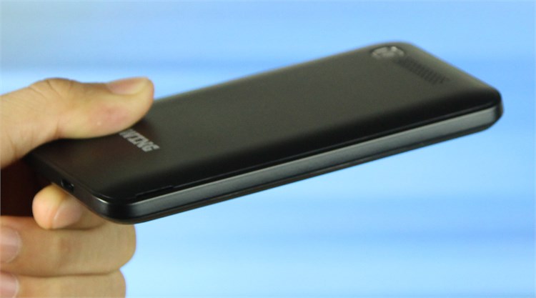 Điện thoại Wing Hero 40