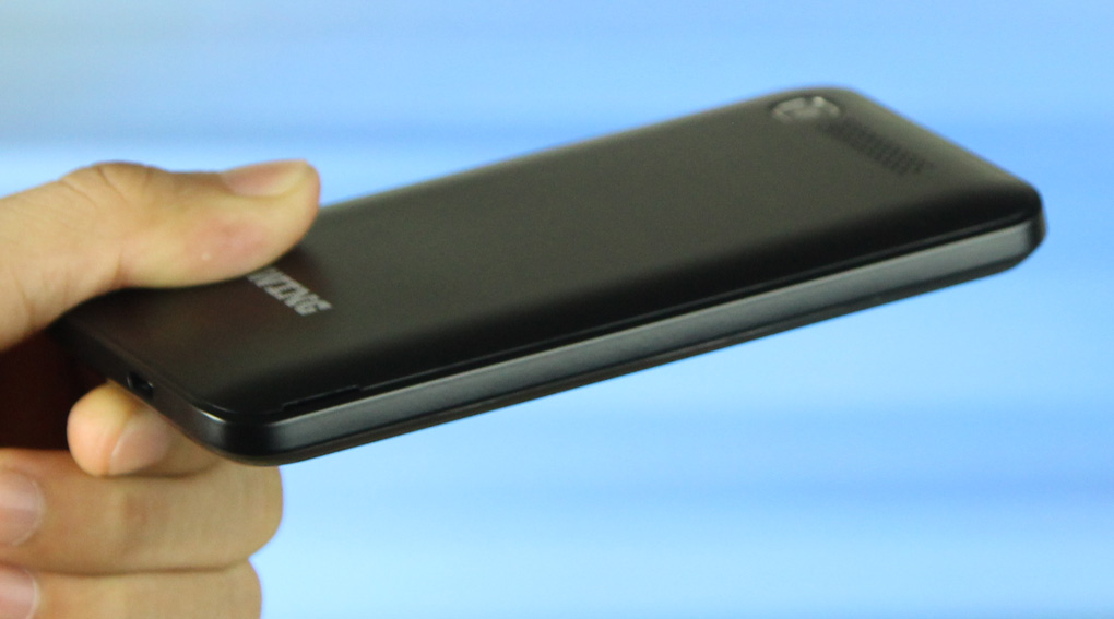 Điện thoại Wing Hero 40