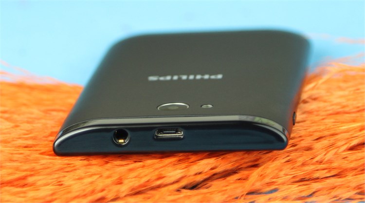 Điện thoại Philips S308