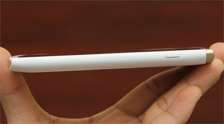 Điện thoại Philips S308