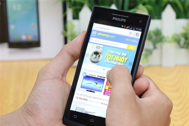 Điện thoại Philips S388