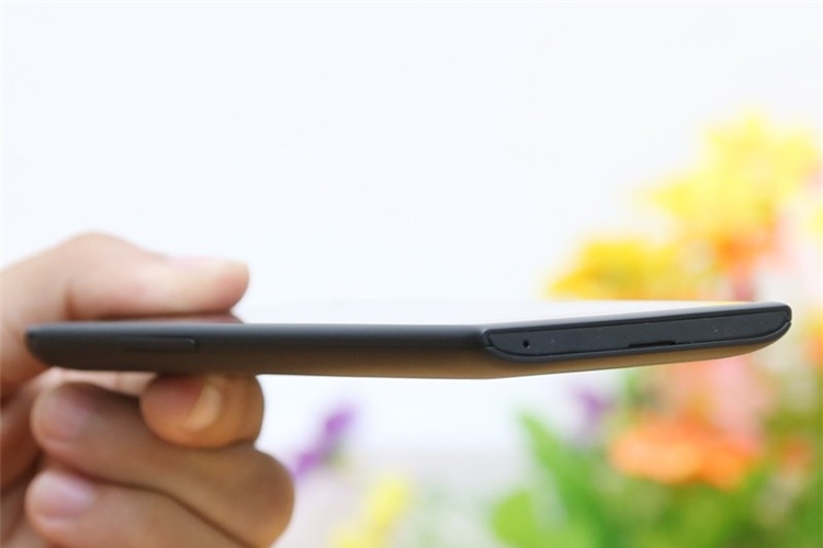 Điện thoại Philips S388