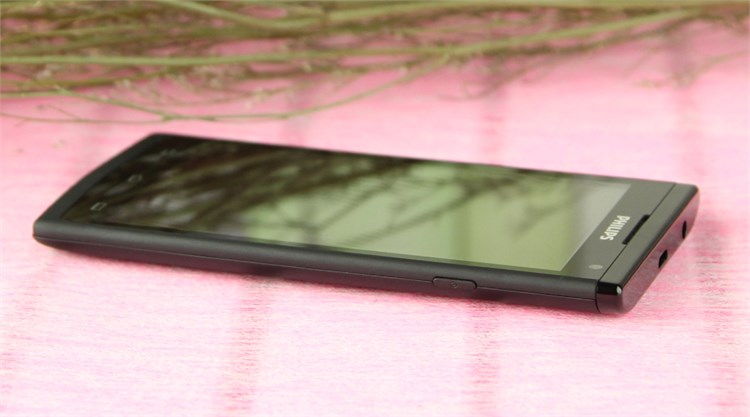 Điện thoại Philips S388