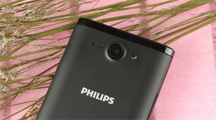 Điện thoại Philips S388