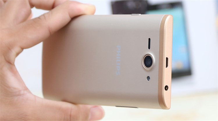 Điện thoại Philips S388