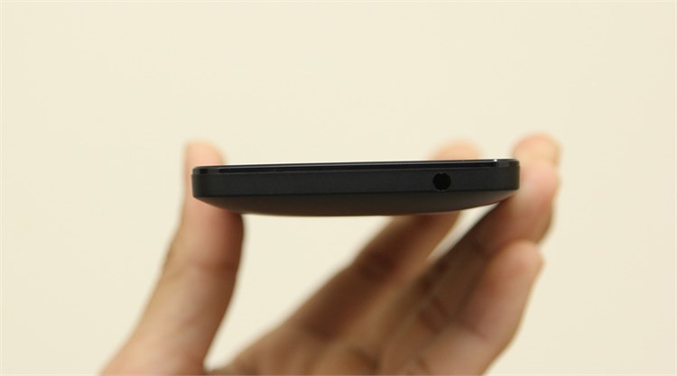 Điện thoại Asus Zenfone 4 A450