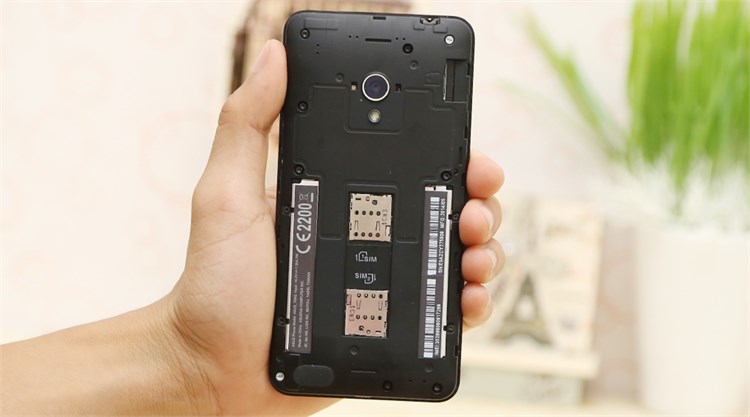 Điện thoại Asus Zenfone 4 A450