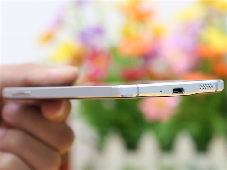 Điện thoại Samsung Galaxy Alpha