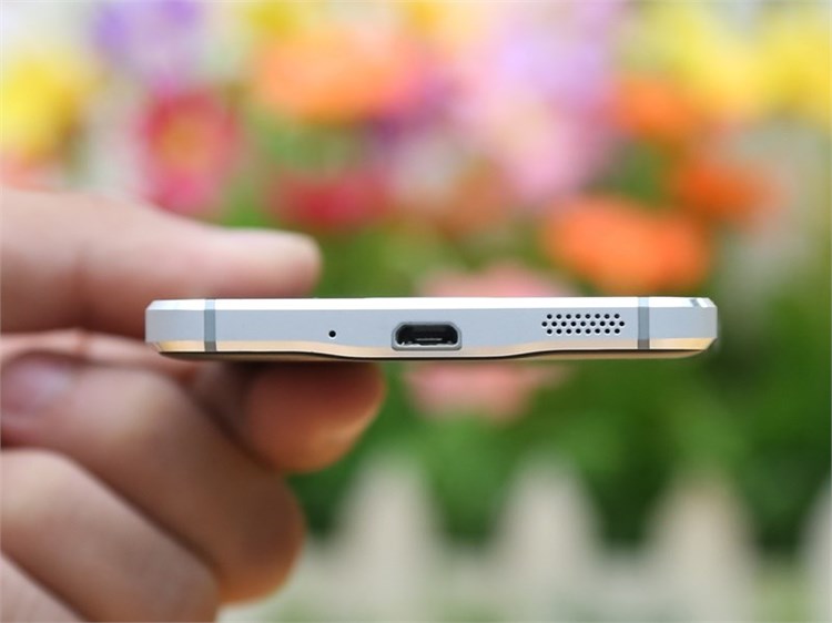 Điện thoại Samsung Galaxy Alpha