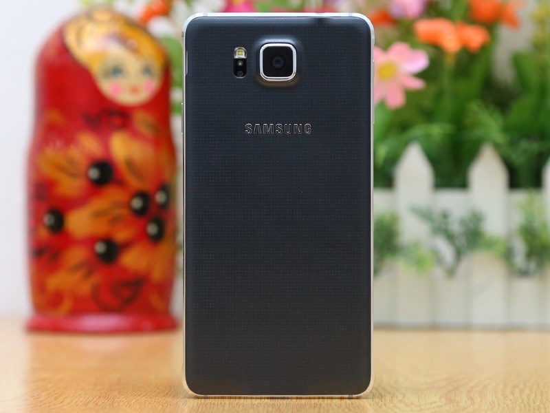 Samsung Galaxy Alpha - 4