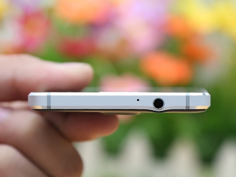 Samsung Galaxy Alpha - 17
