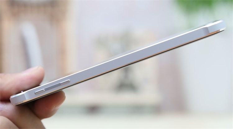 Điện thoại Samsung Galaxy Alpha