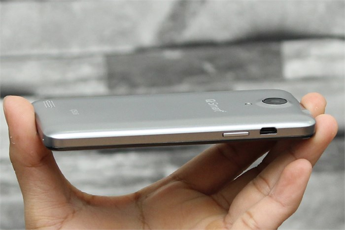 Điện thoại Q-Smart QS16